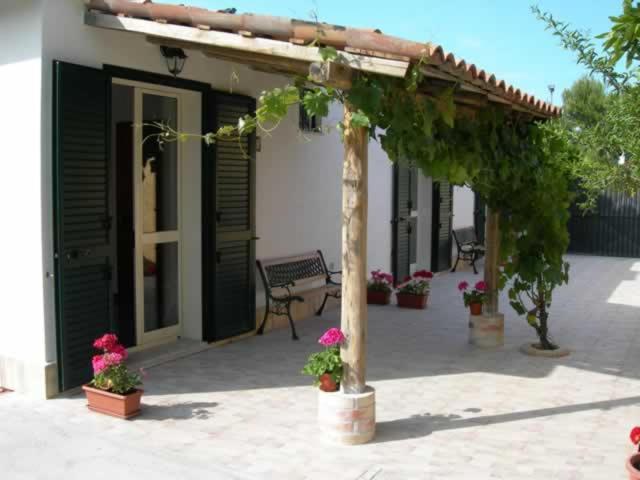 Villa Verdemare Naxos 지아르디니낙소스 외부 사진