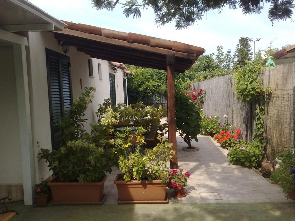 Villa Verdemare Naxos 지아르디니낙소스 외부 사진